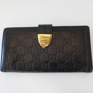 Gucci “Signoria” Continental Wallet – Black Guccissima Leather